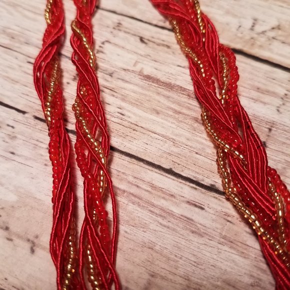 Red beaded necklace with rhinestone peacock charm - Picture 7 of 8